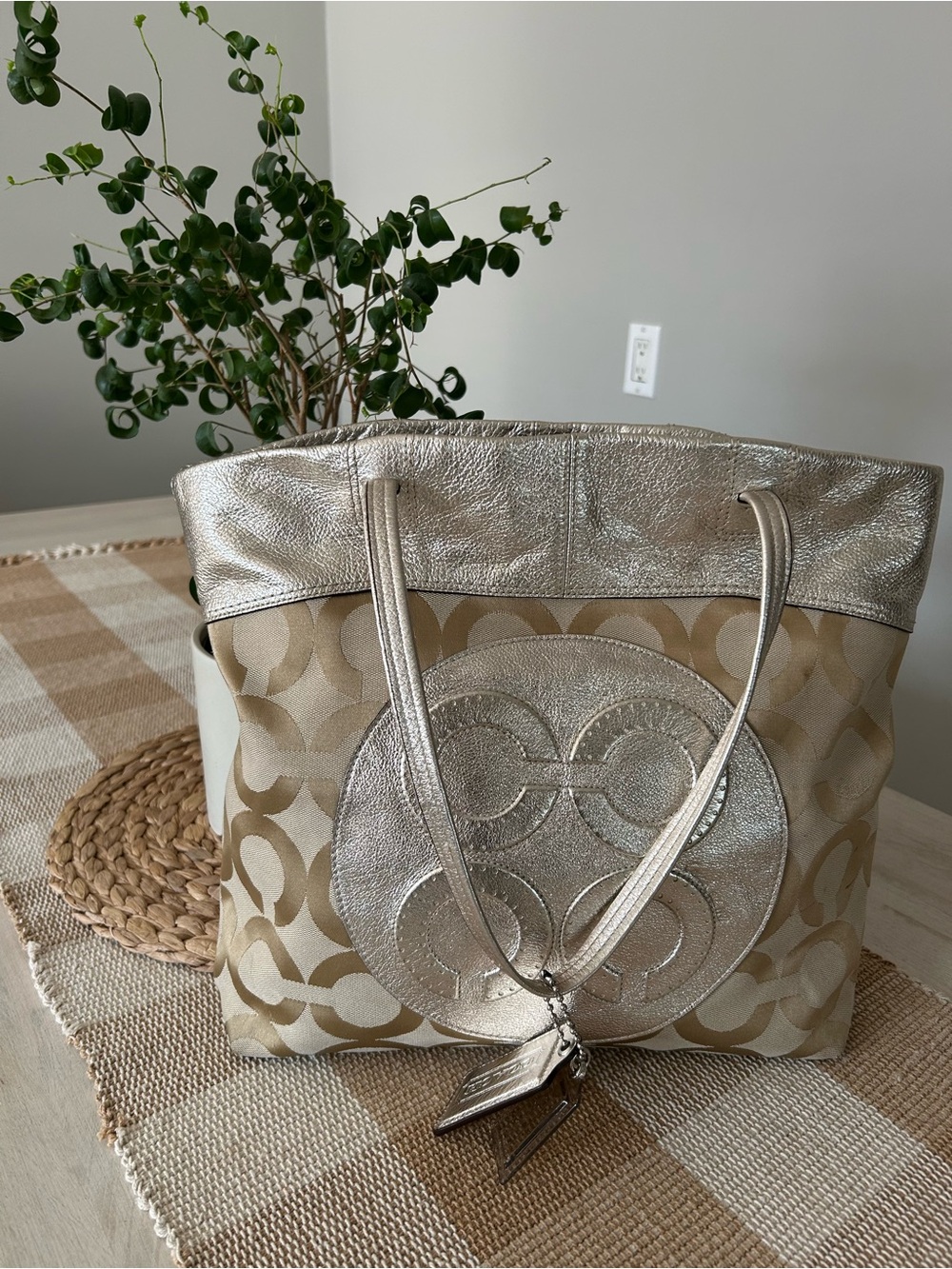 Coach Julia Op Art Perry Tote Style #15013
